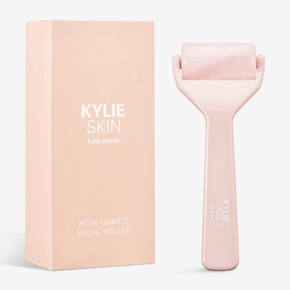 Rose Quartz Facial Roller - Picture 1 of 3